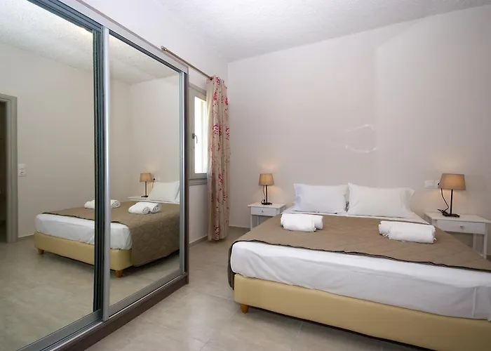 Apartman Alafouzos & *